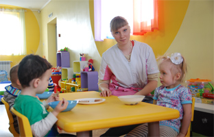 kindergarten staff in kindergarten Ladooshki in Yuzhno-Sakhalinsk- photo 2